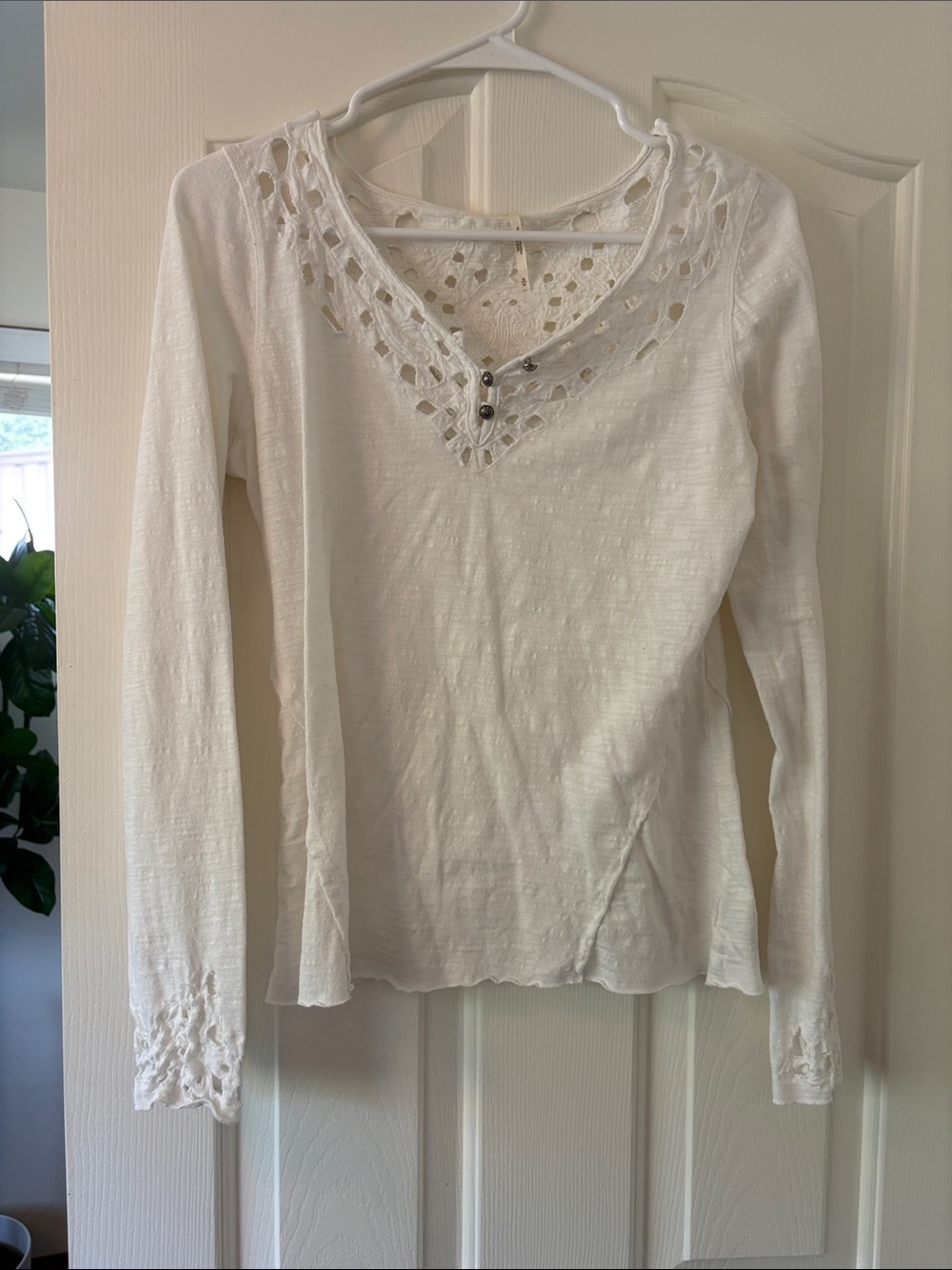 Vintage Free People Women's White Crochet Trim Long-Sleeve Top